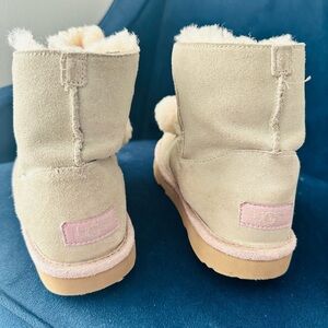 UGG Girls Golden Tan Satin Pink Ribbon Lace Fur Pom-pom Leather ankle booties 4.